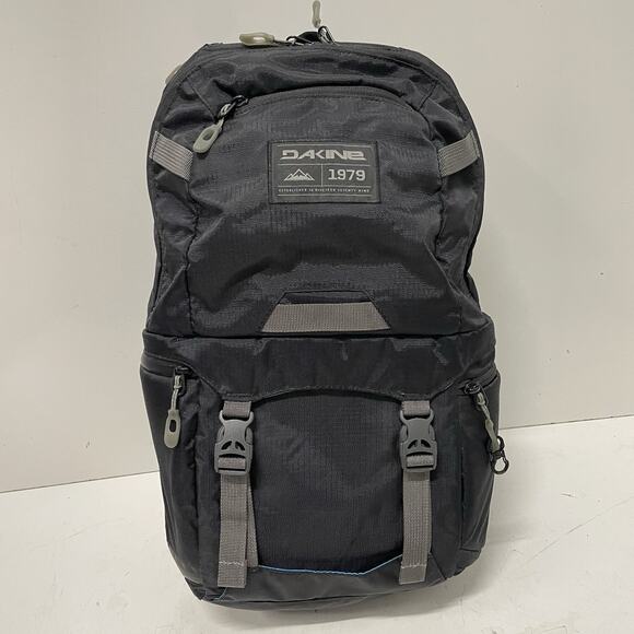 Dakine Trail Photo 16L Backpack Black/Blue Outdoor Hiking Camera Bag RARE - Picture 1 of 11